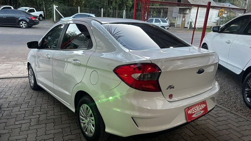 KA + 1.0 SE PLUS 12V FLEX 4P MANUAL - 2020 - TRêS COROAS