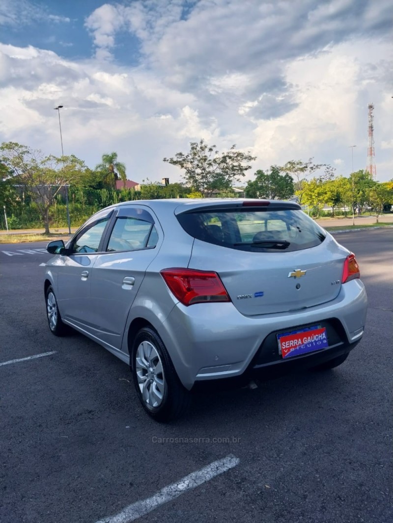 ONIX 1.4 MPFI LT 8V FLEX 4P MANUAL - 2018 - BENTO GONçALVES