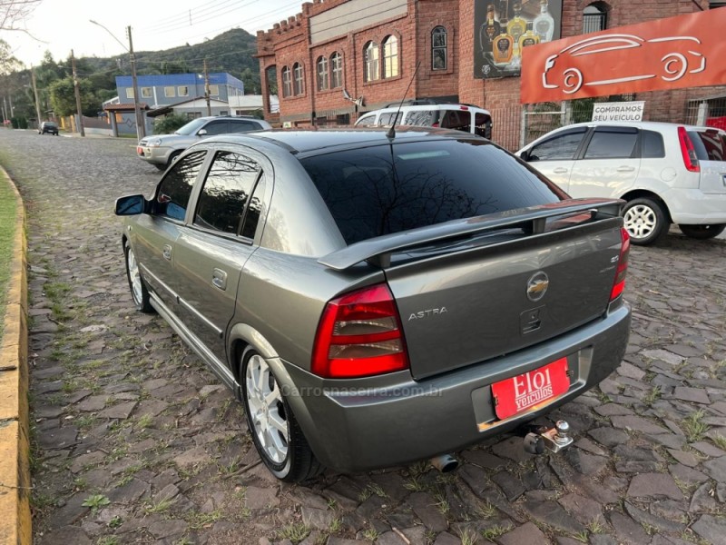 ASTRA 2.0 MPFI ADVANTAGE 8V FLEX 4P MANUAL - 2011 - DOIS IRMãOS