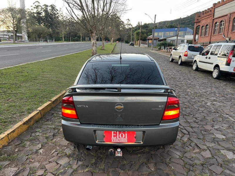 ASTRA 2.0 MPFI ADVANTAGE 8V FLEX 4P MANUAL - 2011 - DOIS IRMãOS