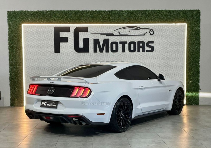 MUSTANG 5.0 GT PREMIUM COUPÉ V8 32V GASOLINA 2P AUTOMÁTICO - 2018 - NOVO HAMBURGO