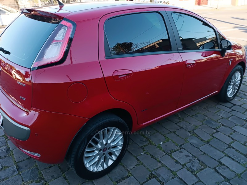 PUNTO 1.6 ESSENCE 16V FLEX 4P AUTOMATIZADO - 2013 - CAXIAS DO SUL