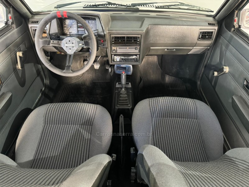 VOYAGE 1.8 CL 8V GASOLINA 2P MANUAL - 1993 - NOVA PRATA