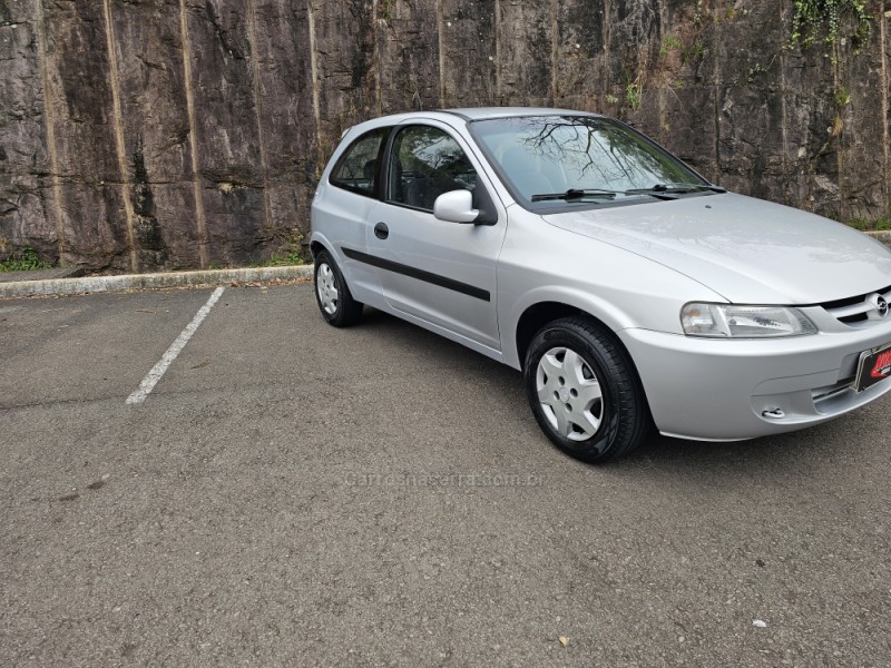 CELTA 1.0 MPFI LIFE 8V GASOLINA 2P MANUAL - 2001 - BENTO GONçALVES