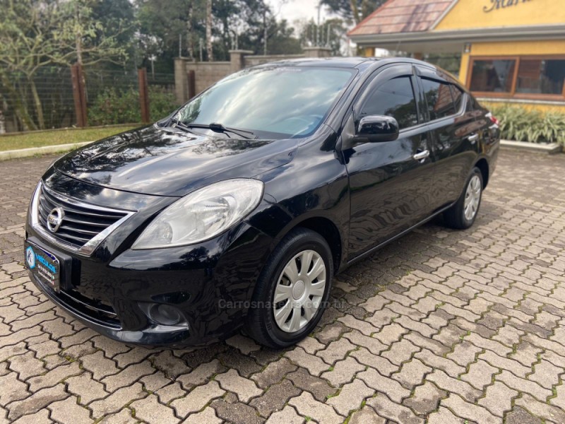 VERSA 1.6 16V FLEX SV 4P MANUAL - 2014 - CANELA