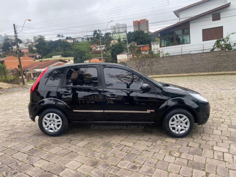 FIESTA 1.0 MPI 8V GASOLINA 4P MANUAL - 2012 - CAXIAS DO SUL