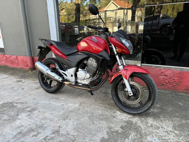 CB 300R  - 2011 - BENTO GONçALVES