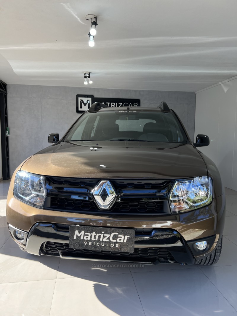 duster 2.0 dynamique 4x2 16v flex 4p automatico 2016 canela