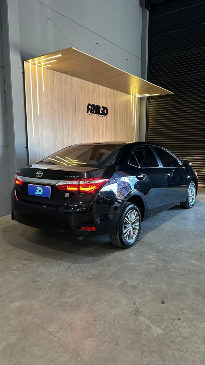 COROLLA 2.0 XEI 16V FLEX 4P AUTOMÁTICO - 2015 - LAJEADO