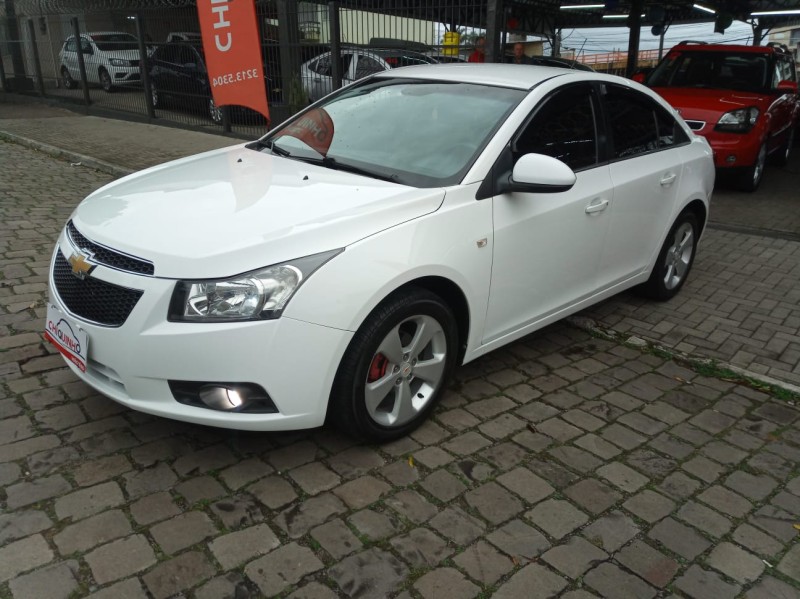 CRUZE 1.8 LT 16V FLEX 4P MANUAL