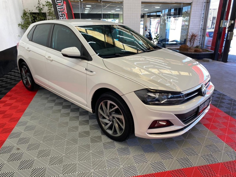 POLO 1.0	200 TSI HIGHLINE AUTOMÁTICO  - 2019 - CAXIAS DO SUL