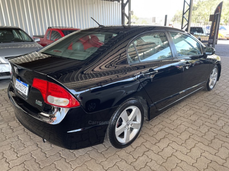 CIVIC 1.8 LXS 16V FLEX 4P AUTOMÁTICO - 2007 - SãO SEBASTIãO DO CAí