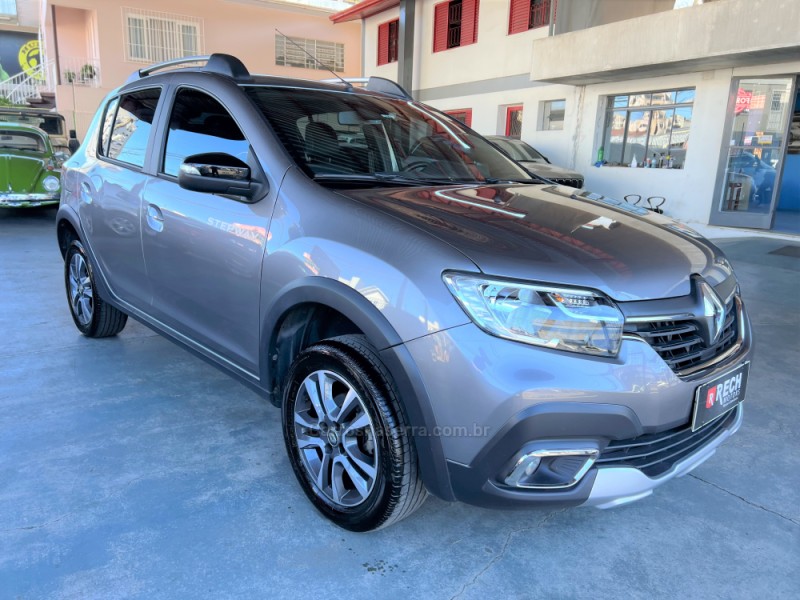 SANDERO 1.6 STEPWAY 16V FLEX 4P AUTOMÁTICO