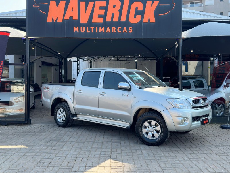 HILUX 3.0 SRV 4X4 CD 16V TURBO DIESEL 4P MANUAL - 2007 - LAGOA VERMELHA