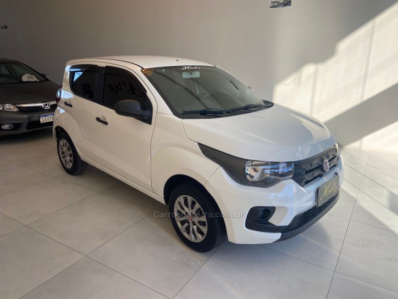 MOBI 1.0 8V EVO FLEX LIKE. MANUAL - 2020 - CANELA