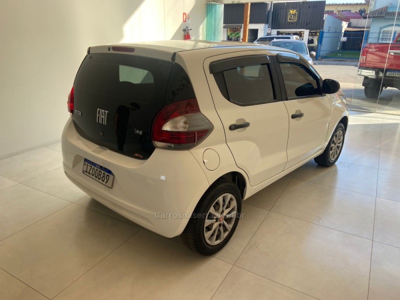 MOBI 1.0 8V EVO FLEX LIKE. MANUAL - 2020 - CANELA