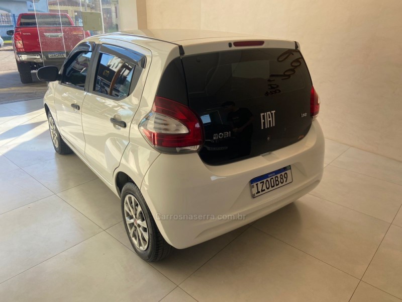 MOBI 1.0 8V EVO FLEX LIKE. MANUAL - 2020 - CANELA