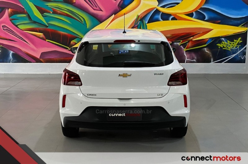 ONIX 1.0 LTZ 12V TURBO FLEX 4P AUTOMÁTICO - 2021 - BENTO GONçALVES