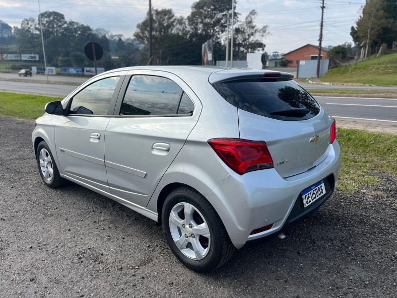 ONIX 1.4 MPFI LT 8V FLEX 4P MANUAL - 2019 - FARROUPILHA