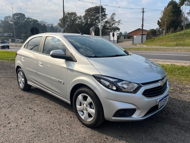 ONIX 1.4 MPFI LT 8V FLEX 4P MANUAL - 2019 - FARROUPILHA