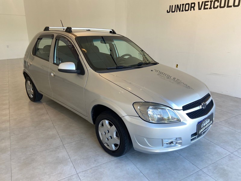 CELTA 1.0 VHCE LT 8V FLEX 4P MANUAL