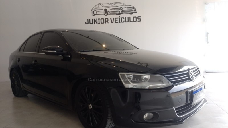 JETTA 2.0 TSI HIGHLINE 200CV GASOLINA 4P TIPTRONIC - 2012 - BENTO GONçALVES