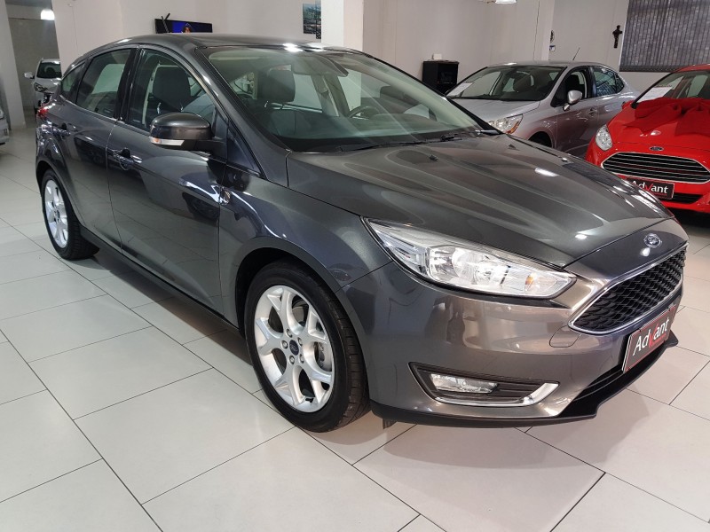 FOCUS 2.0 SE PLUS 16V FLEX 4P AUTOMÁTICO - 2019 - CAXIAS DO SUL