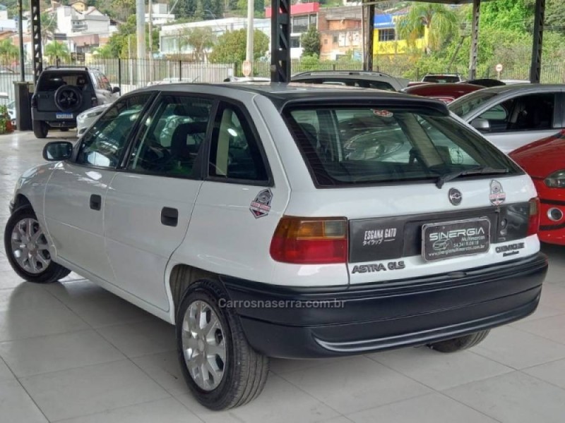 ASTRA 2.0 MPFI GLS 8V GASOLINA 4P MANUAL - 1995 - CAXIAS DO SUL