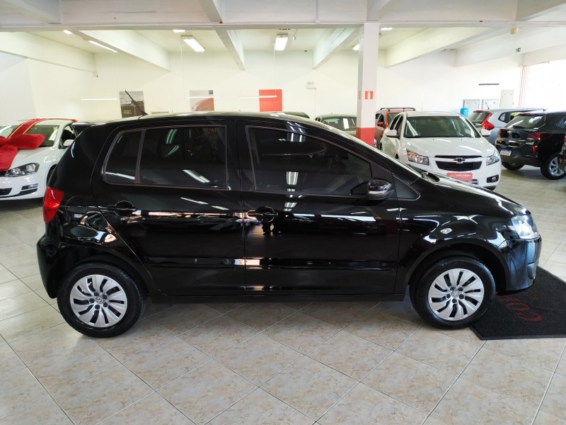 FOX 1.0 MI BLUEMOTION 8V FLEX 4P MANUAL - 2014 - CAXIAS DO SUL