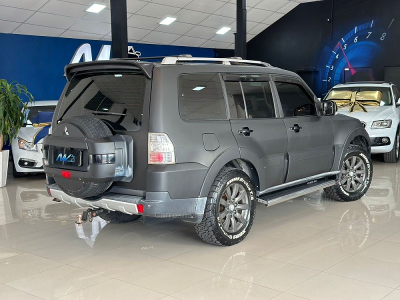 PAJERO FULL 3.2 HPE 4X4 16V DIESEL 4P AUTOMÁTICO - 2009 - ESTâNCIA VELHA