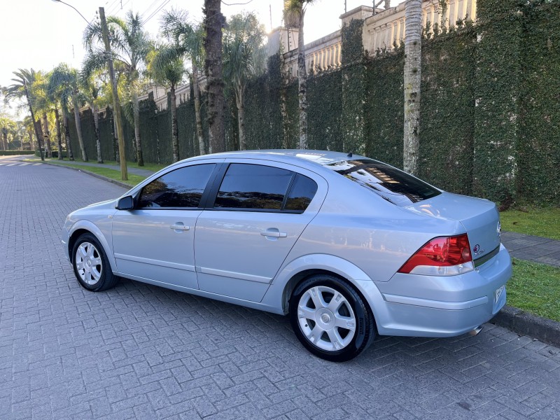 VECTRA 2.0 MPFI ELEGANCE 8V FLEX 4P MANUAL - 2007 - CAXIAS DO SUL