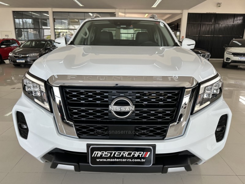 FRONTIER 2.5 PLATINUM 4X4 CD TURBO ELETRONIC DIESEL 4P AUTOMÁTICO - 2024 - CHARQUEADAS