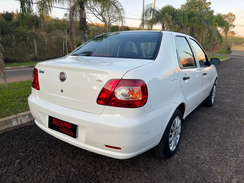 SIENA 1.0 MPI FIRE 8V GASOLINA 4P MANUAL - 2011 - CAMPO BOM