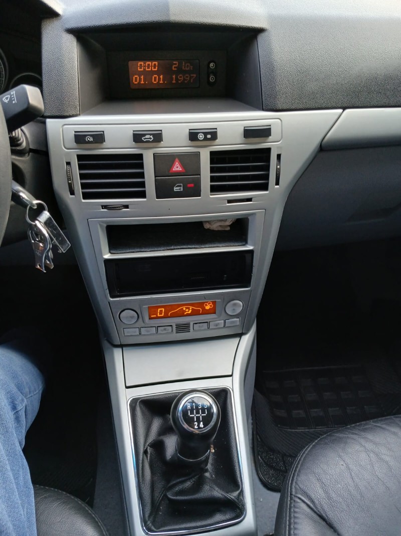 VECTRA 2.0 MPFI ELEGANCE 8V FLEX 4P MANUAL - 2007 - VALE REAL