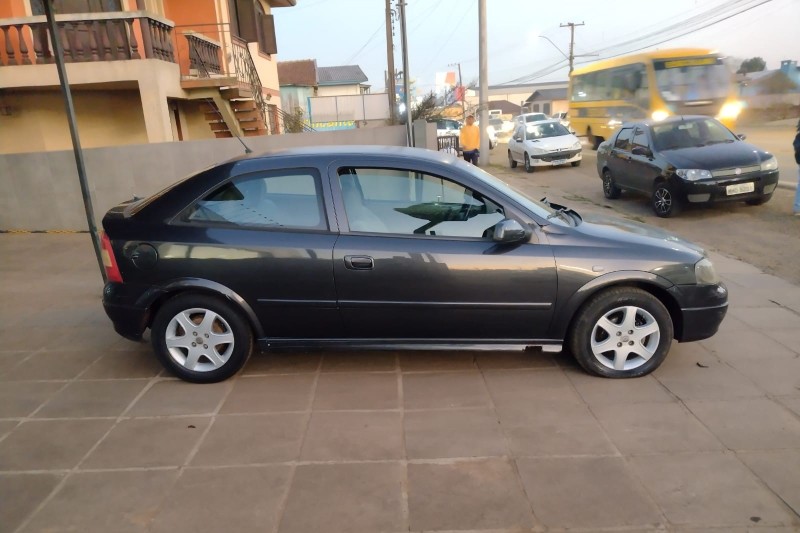 ASTRA 2.0 MPFI SUNNY 8V GASOLINA 2P MANUAL - 2002 - VACARIA