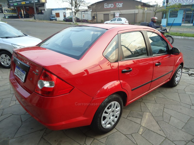 FIESTA 1.6 MPI SEDAN 8V FLEX 4P MANUAL - 2006 - NOVO HAMBURGO