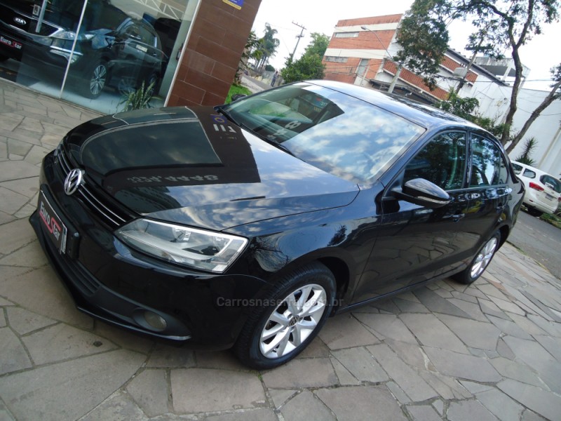 JETTA 2.0 COMFORTLINE FLEX 4P TIPTRONIC - 2012 - NOVO HAMBURGO