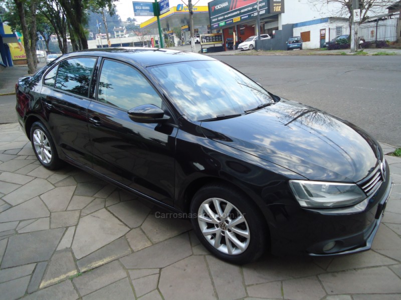 JETTA 2.0 COMFORTLINE FLEX 4P TIPTRONIC - 2012 - NOVO HAMBURGO