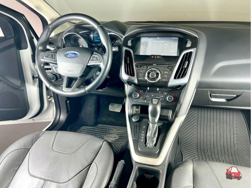 FOCUS 2.0 SE SEDAN 16V FLEX 4P AUTOMÁTICO - 2016 - CAXIAS DO SUL