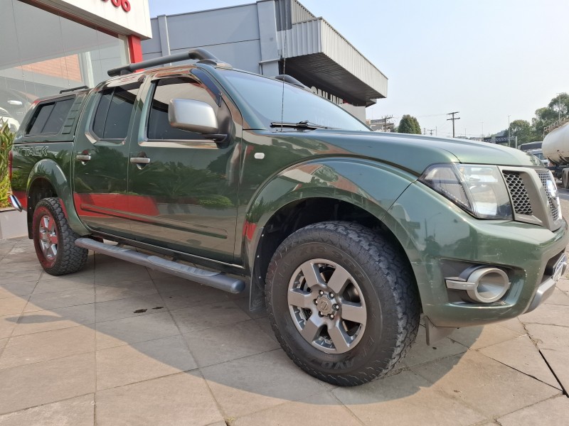 FRONTIER 2.5 SE ATTACK 4X4 CD TURBO ELETRONIC DIESEL 4P MANUAL - 2014 - FARROUPILHA