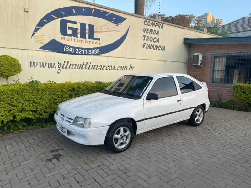 KADETT 2.0 MPFI GLS 8V GASOLINA 2P MANUAL