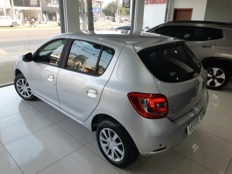 SANDERO 1.6 EXPRESSION 16V FLEX 4P MANUAL - 2019 - SãO LEOPOLDO