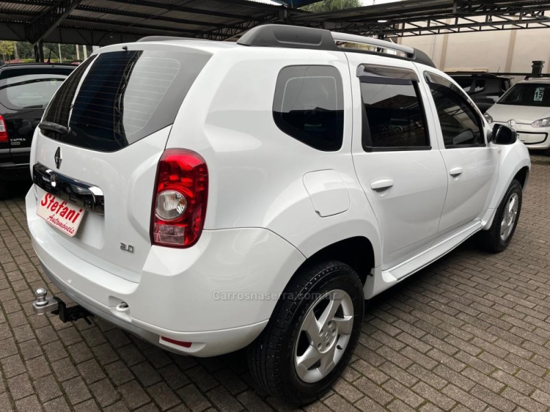 DUSTER 2.0 DYNAMIQUE 4X2 16V FLEX 4P MANUAL - 2012 - FELIZ