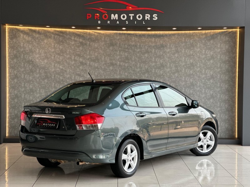 CITY 1.5 LX 16V FLEX 4P MANUAL - 2011 - PORTãO