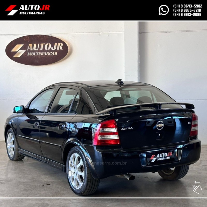 ASTRA 2.0 MPFI ADVANTAGE 8V FLEX 4P MANUAL - 2011 - VACARIA