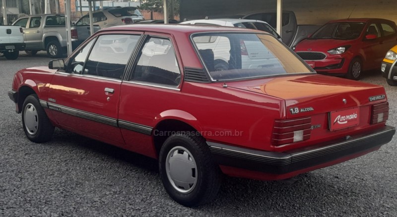 MONZA 1.8 SL/E 8V ÁLCOOL 4P MANUAL - 1984 - CAXIAS DO SUL