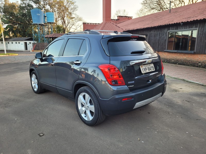 TRACKER 1.8 MPFI LTZ 4X2 16V FLEX 4P AUTOMÁTICO - 2014 - VENâNCIO AIRES