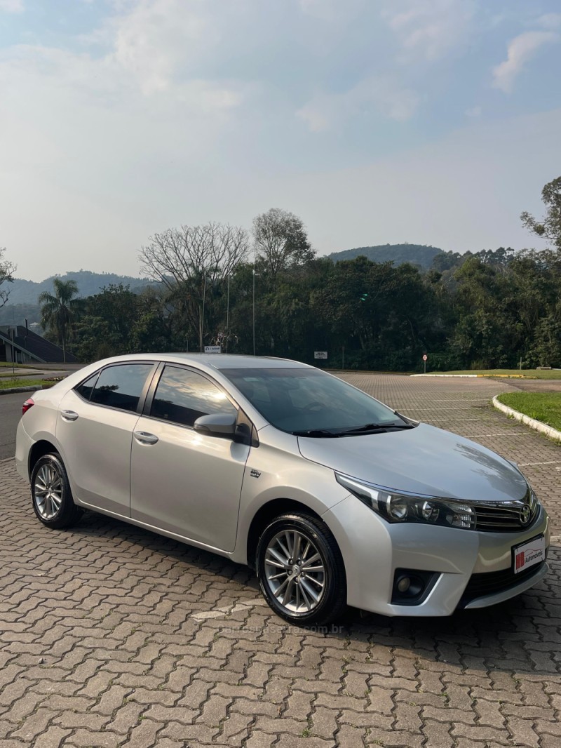 COROLLA 2.0 XEI 16V FLEX 4P AUTOMÁTICO