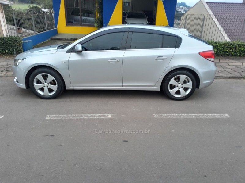 CRUZE 1.8 LT 16V FLEX 4P AUTOMÁTICO - 2014 - NOVA PRATA