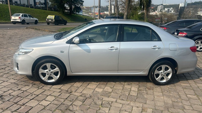 COROLLA 2.0 XEI 16V FLEX 4P AUTOMÁTICO - 2013 - FARROUPILHA